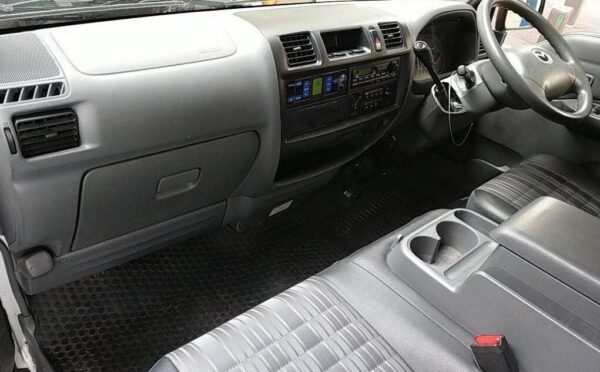 MAZDA BONGO TRUCK - Image 3