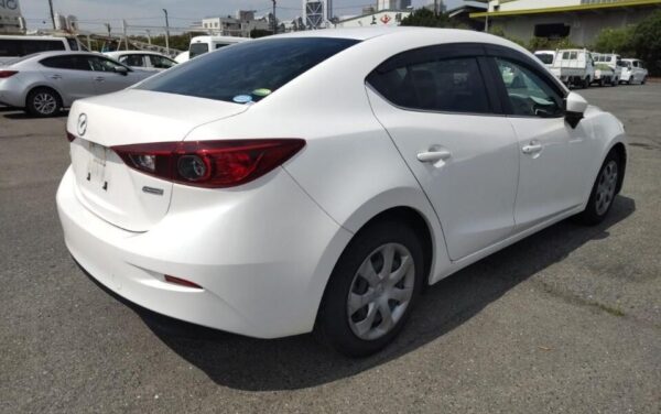 2017 MAZDA AXELA - Image 14