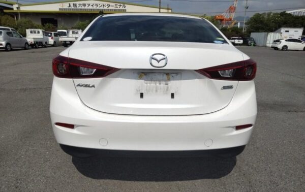 2017 MAZDA AXELA - Image 13