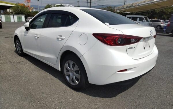 2017 MAZDA AXELA - Image 12