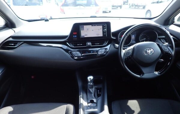 TOYOTA C-HR - Image 3