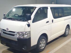 2015 TOYOTA REGIUSACE