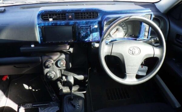 2017 TOYOTA PROBOX - Image 4