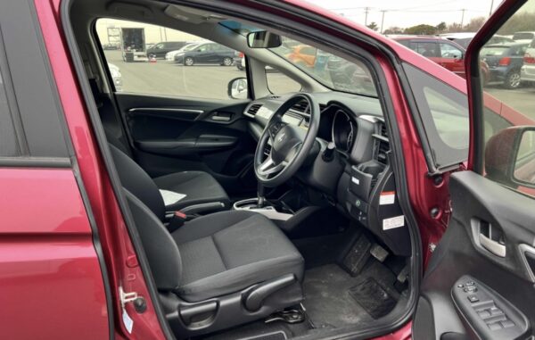 2017 Honda Fit - Image 6