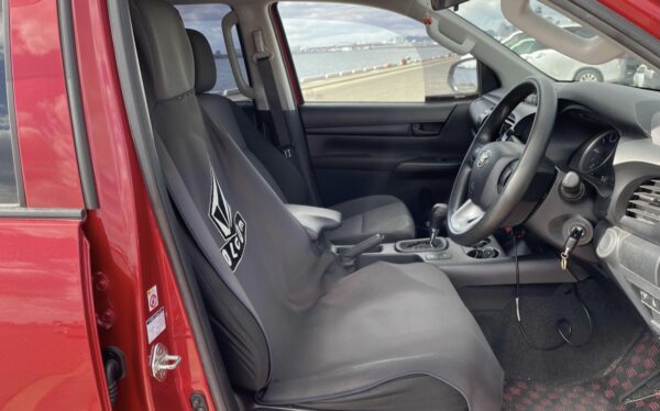 2018 Toyota Hilux - Image 7