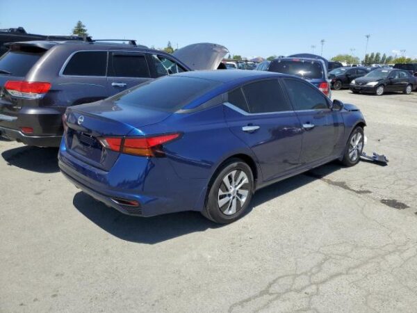 2023 Nissan Altima S - Image 5