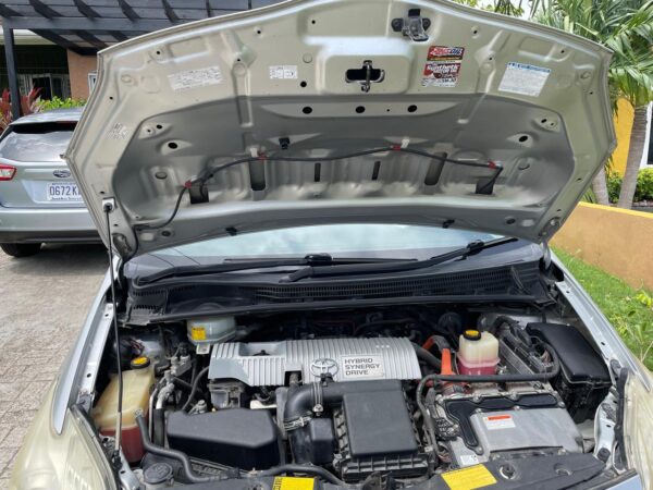 Toyota Prius G3 - Image 2